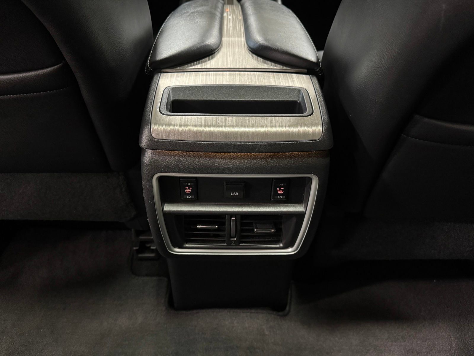 Used 2017 Nissan Murano Platinum w/ Platinum Technology Package FWD image 40