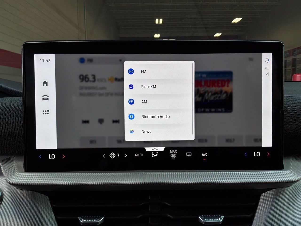 Used 2026 Ford Explorer Active RWD image 35