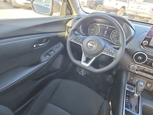 Used 2024 Nissan Sentra SV image 10