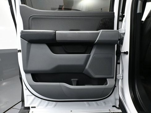 Used 2021 Ford F150 XLT w/ Equipment Group 302A High image 38