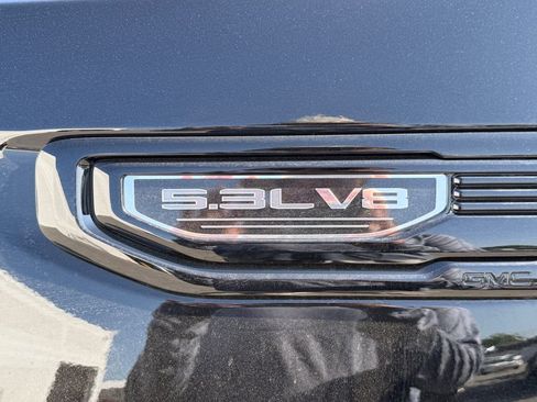 New 2026 GMC Sierra 1500 Elevation w/ Elevation Premium Package AWD/4WD image 16
