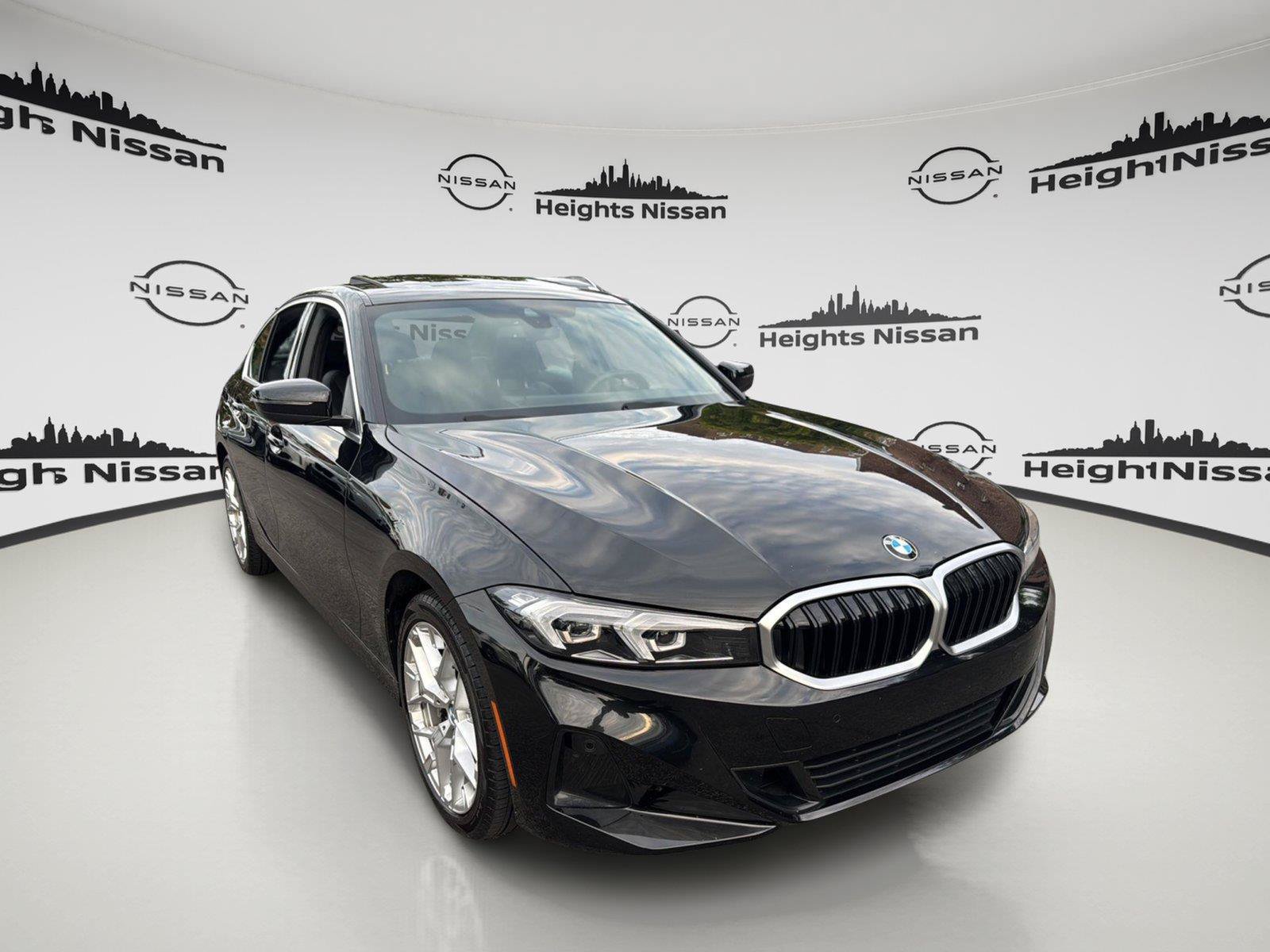 Used 2026 BMW 330i xDrive Sedan w/ Convenience Package AWD/4WD image 6