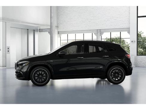 New 2025 Mercedes-Benz GLA 35 AMG 4MATIC image 34
