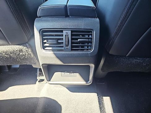 Used 2023 Nissan Rogue SV w/ SV Premium B Package image 28