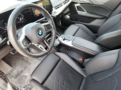 Used 2025 BMW X2 xDrive28i image 7