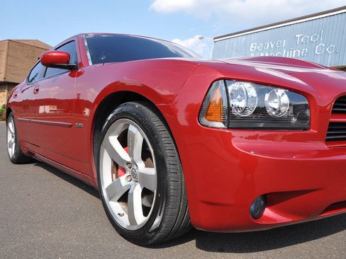 Used 2006 Dodge Charger SRT8 w/ SRT Option Group III RWD image 5
