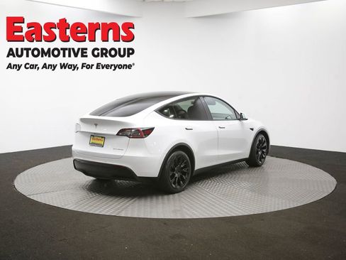 Used 2020 Tesla Model Y Performance image 41