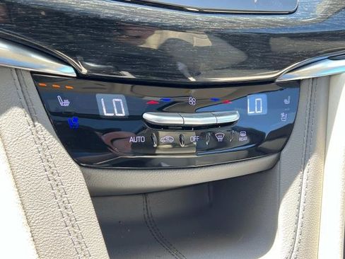 Certified 2023 Cadillac XT6 Premium Luxury image 26