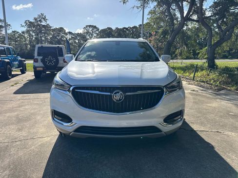 Used 2019 Buick Enclave Essence FWD image 8