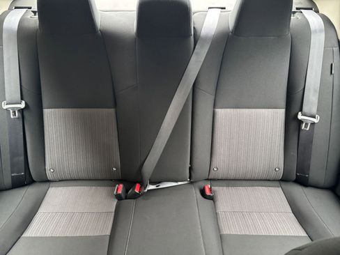 Used 2025 Nissan Sentra SV FWD image 33
