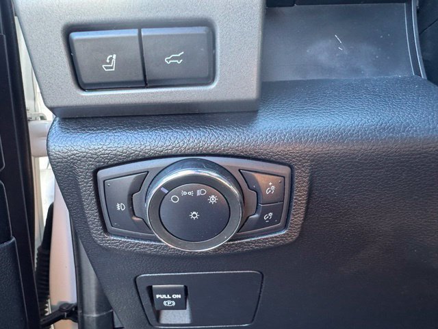 Used 2020 Ford Expedition Max XLT w/ Equipment Group 202A RWD image 11