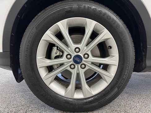 Used 2018 Ford Escape SE w/ Ford Safe & Smart Package image 23