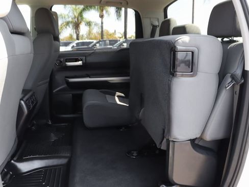 Used 2015 Toyota Tundra SR5 w/ SR5 Upgrade Package RWD image 34