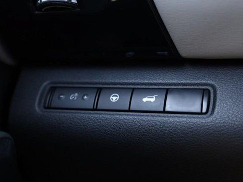 Certified 2025 Nissan Pathfinder SV w/ SV Premium Package AWD/4WD image 21