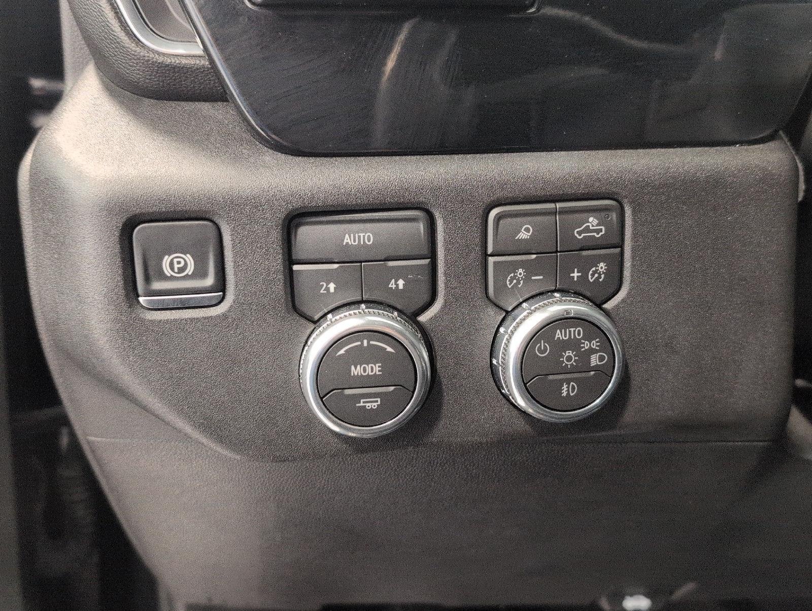 Used 2026 GMC Sierra 1500 SLT AWD/4WD image 10