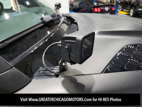 Used 2023 Land Rover Defender 130 SE AWD/4WD image 26