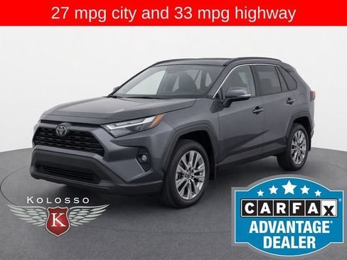 Used 2025 Toyota RAV4 XLE AWD/4WD image 1