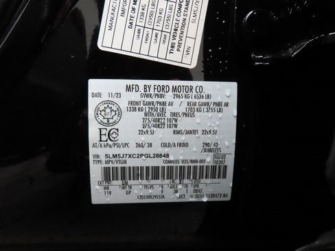 Used 2023 Lincoln Aviator Reserve w/ Equipment Group 201A image 62