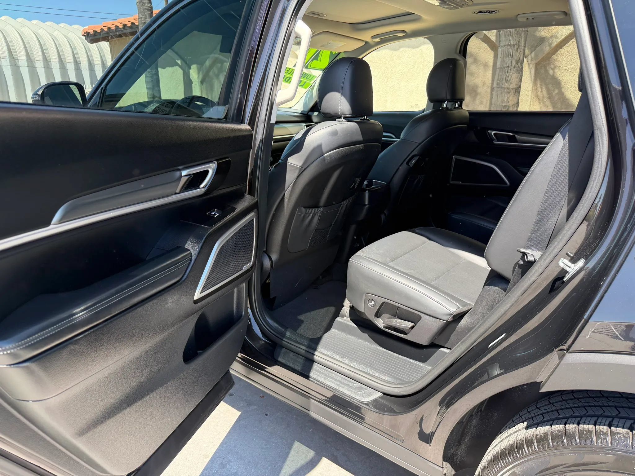 Used 2021 Kia Telluride S FWD image 14