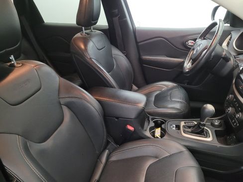 Used 2016 Jeep Cherokee Limited image 21