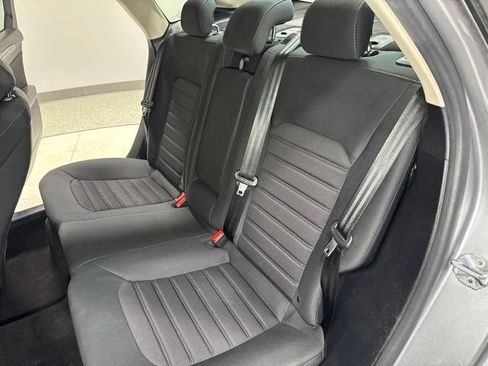 Used 2020 Ford Fusion SE FWD image 24