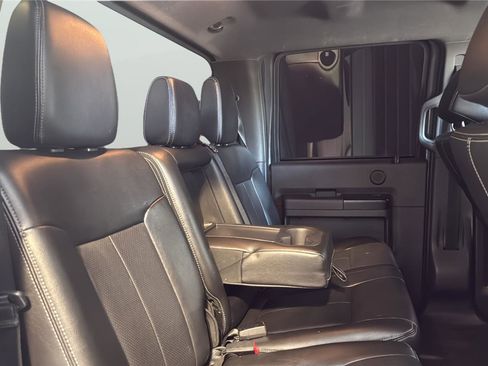 Used 2016 Ford F250 Lariat w/ Chrome Package image 15