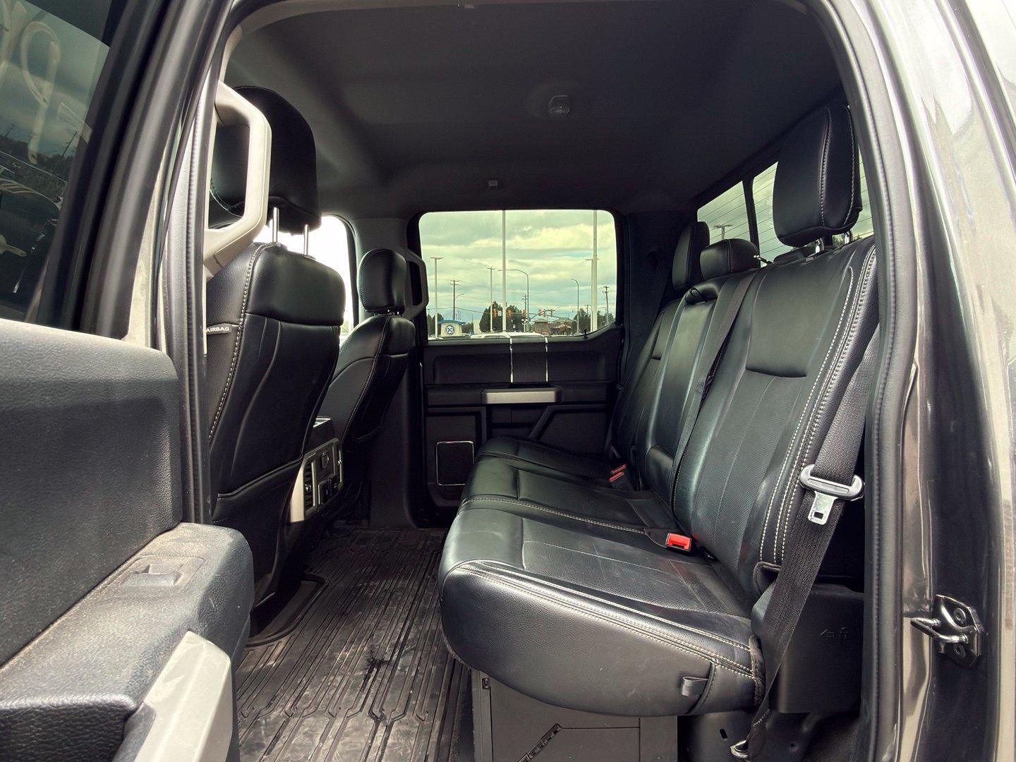 Used 2020 Ford F250 Lariat AWD/4WD image 23