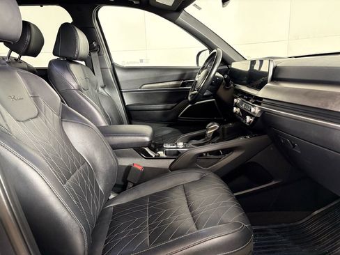 Used 2023 Kia Telluride EX X-Line image 13