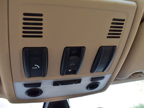 Used 2011 BMW 328i Sedan w/ Premium Pkg image 31