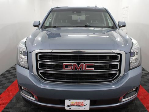 Used 2016 GMC Yukon SLT AWD/4WD image 3