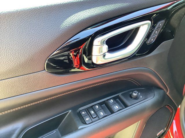 Used 2022 Jeep Compass Limited w/ (RED) Package AWD/4WD image 10