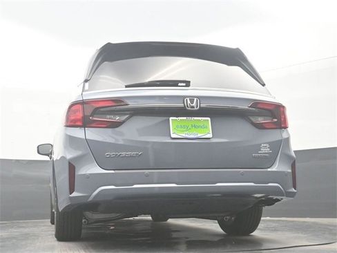 Used 2025 Honda Odyssey Touring image 30