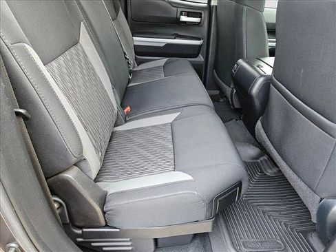 Used 2017 Toyota Tundra SR5 image 19