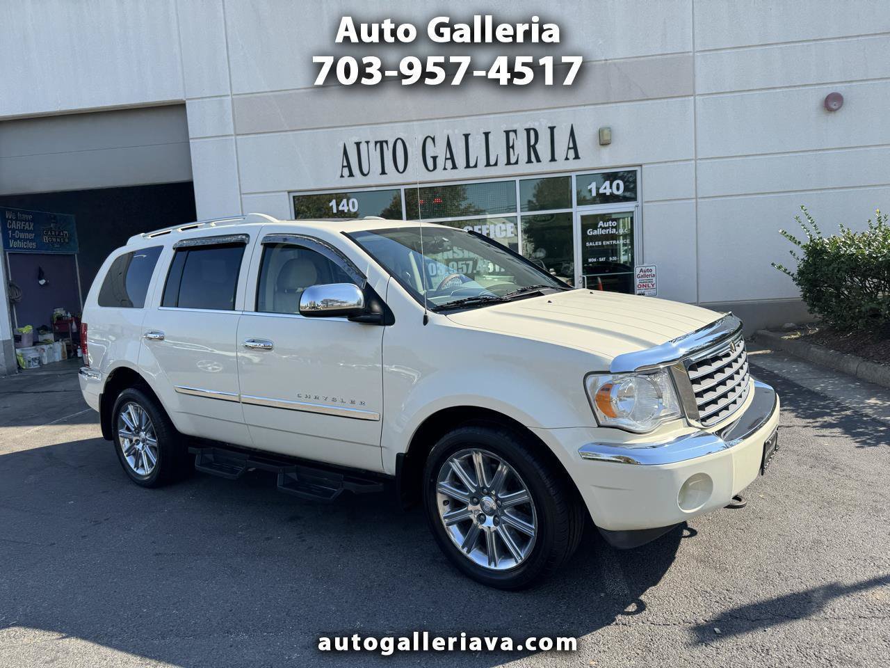 Used 2009 Chrysler Aspen Limited AWD/4WD image 1