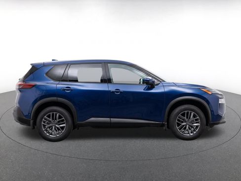 Used 2026 Nissan Rogue SV FWD image 10
