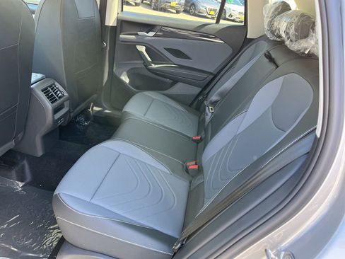 New 2026 Volkswagen Tiguan SE image 20