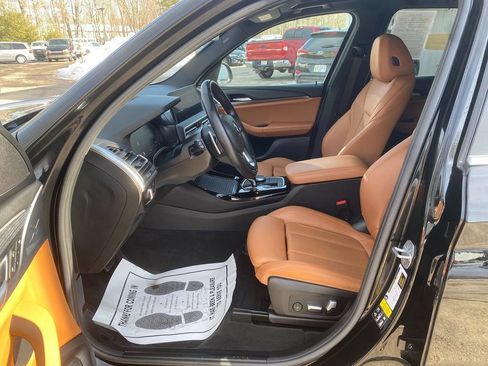 Used 2023 BMW X3 xDrive30i w/ Premium Package AWD/4WD image 5