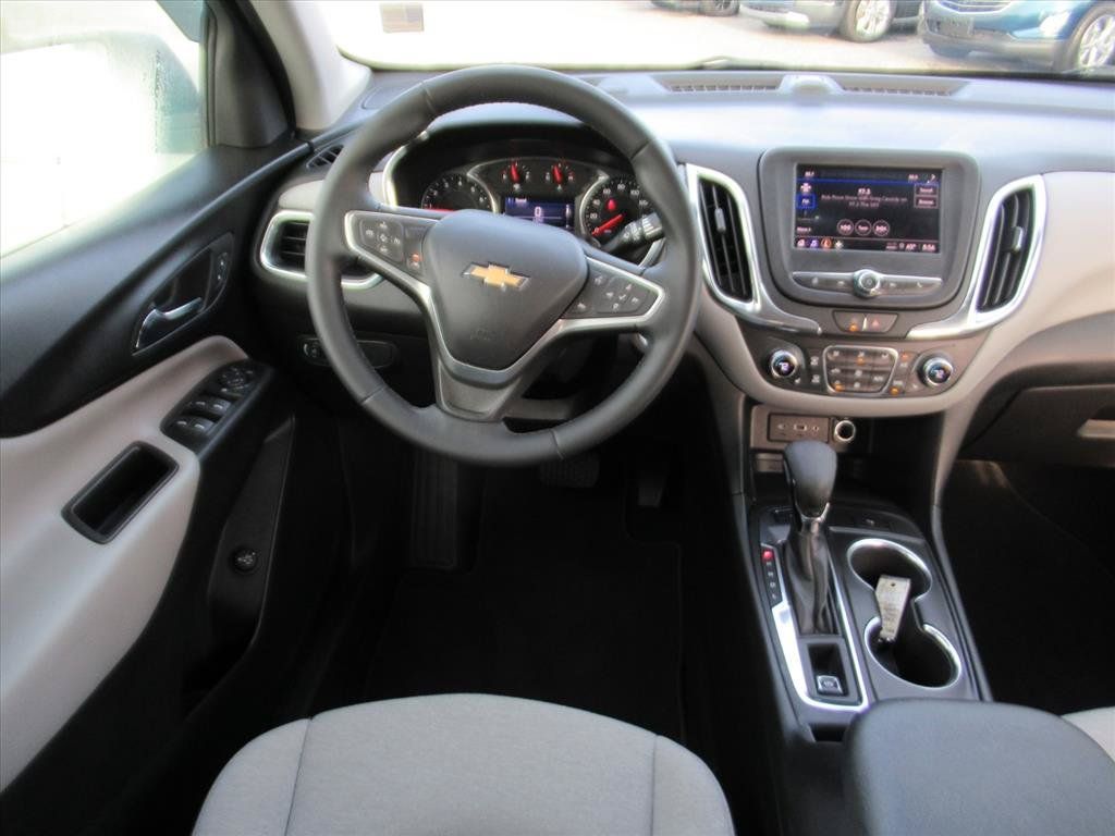 Used 2023 Chevrolet Equinox LT AWD/4WD image 13
