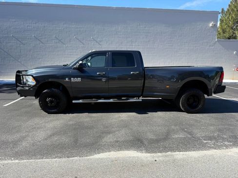 Used 2017 RAM 3500 Tradesman w/ Chrome Appearance Group image 60