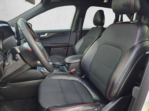 Used 2023 Ford Escape ST-Line w/ Tech Pack #1 image 16