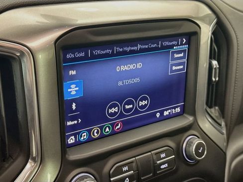 Used 2019 Chevrolet Silverado 1500 LTZ w/ LTZ Plus Package AWD/4WD image 15