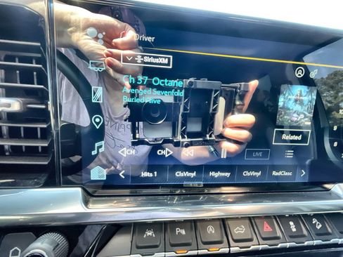 Used 2024 Chevrolet Silverado 1500 RST w/ Convenience Package II image 13