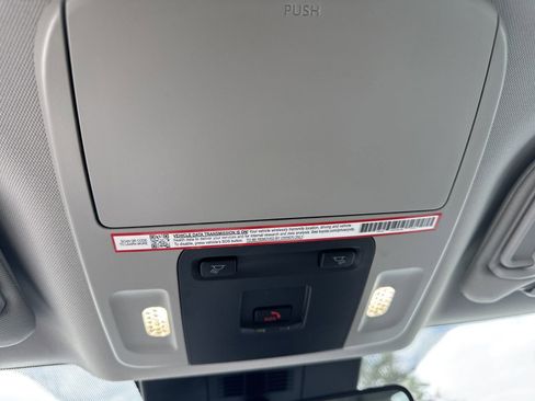 New 2025 Toyota Camry LE w/ Convenience Package image 21