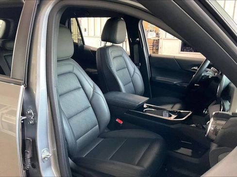 Used 2025 Chevrolet Equinox LT w/ Convenience Package II FWD image 21