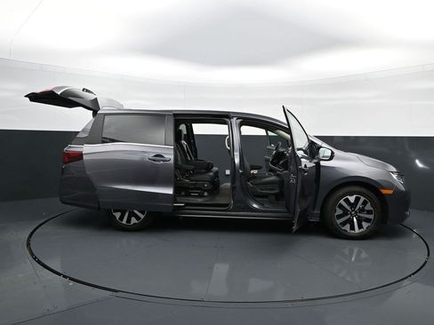 Used 2026 Honda Odyssey EX-L image 41