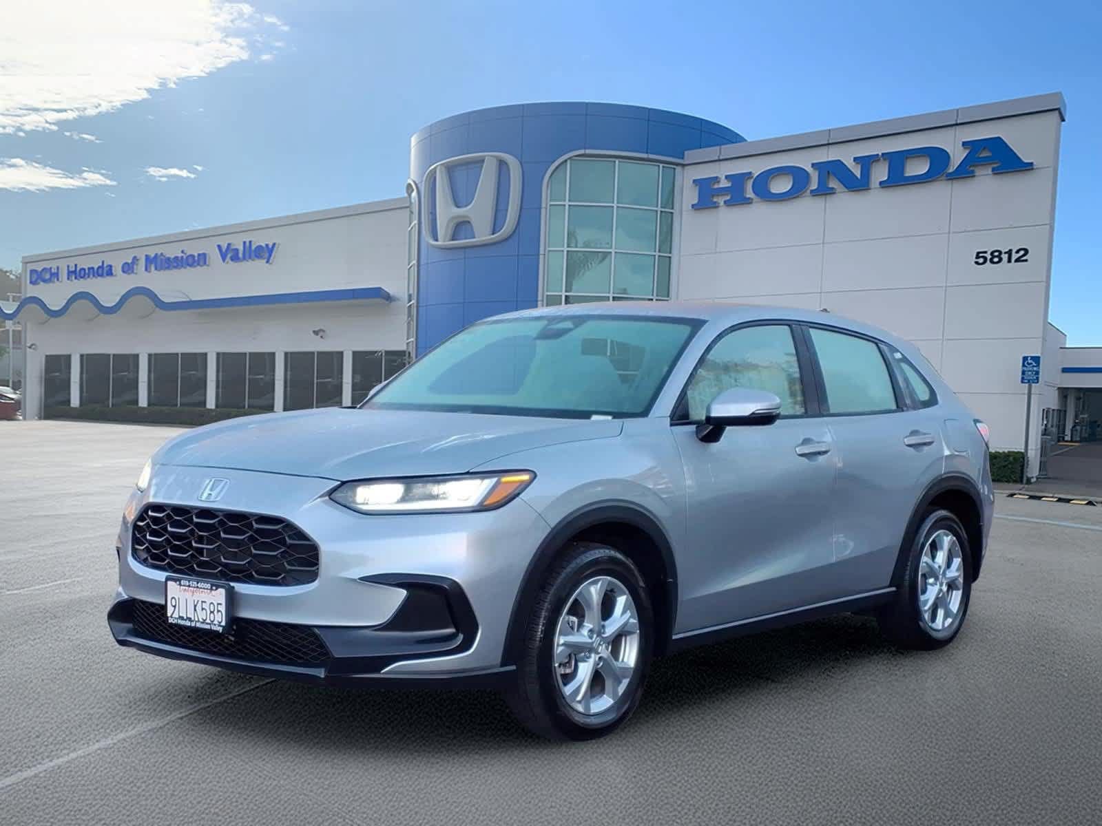 Used 2024 Honda HR-V LX image 1