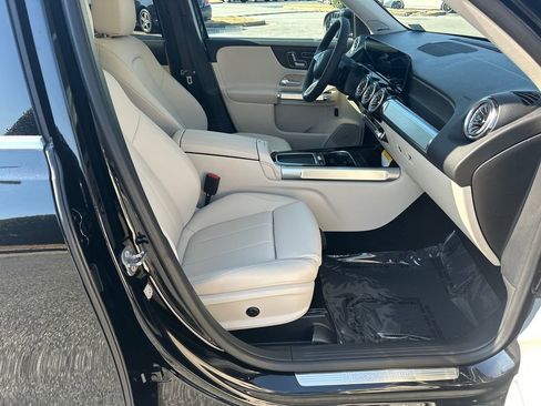 New 2026 Mercedes-Benz GLB 250 image 14