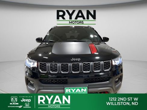 New 2026 Jeep Compass Trailhawk AWD/4WD image 4