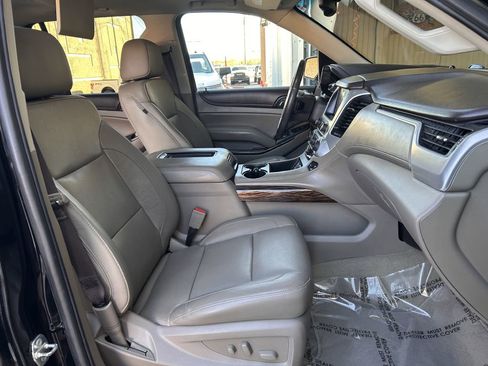 Used 2018 GMC Yukon SLT w/ Premium Edition image 19