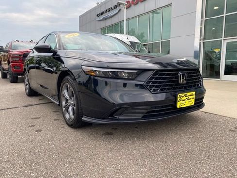 Used 2023 Honda Accord EX image 3